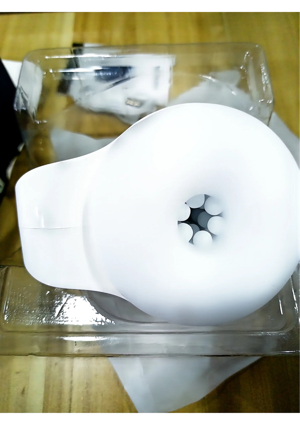 Fully Automatic Sucking and Juice Squeezing Masturbator (With Multi Frequency Vibration and suck)